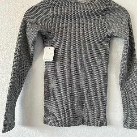 FP Intimately Clean Slate Layering Top in Heather Gray Size M/L - Picture 5 of 8